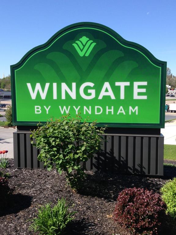 Wingate By Wyndham - York Hotel Exterior photo
